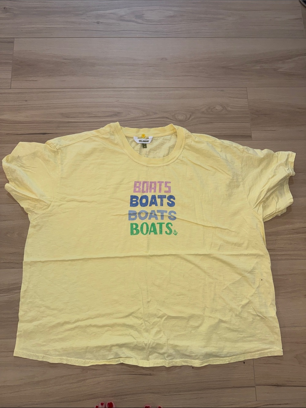 Celandine BOATS Soft Yellow Tee 2x